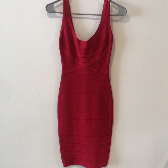 Red bandage dress - Picture 3 of 4